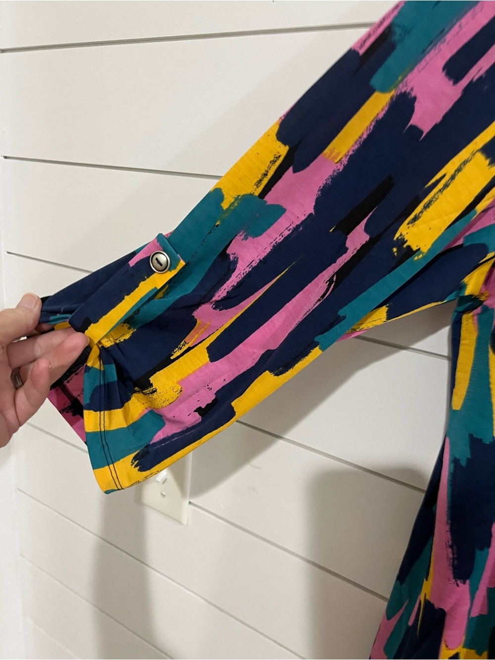 Dear Scarlett Multicolor Brushstroke V-Neck Blouse - Pink, Teal, Navy, Yellow - Picture 3 of 4